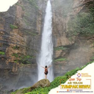 open trip tumpak sewu